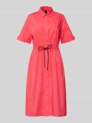 Midi-jurk met strikceintuur