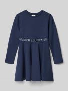 Getailleerde vrijetijdsjurk van viscosemix