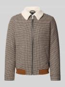 Jack met teddybont en steekzakken