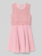 Knielange jurk met ronde hals