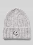 Beanie met borduursel, model 'MALIKA'