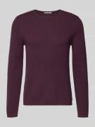 Basic gebreide pullover met ronde hals en rolranden