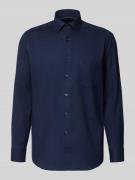 Regular fit zakelijk overhemd van puur katoen met kentkraag