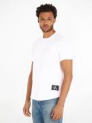 NU 20% KORTING: Calvin Klein T-shirt BADGE TURN UP SLEEVE