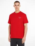 NU 20% KORTING: TOMMY JEANS T-shirt TJM REG CORP TEE EXT met tommy jea...