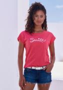 NU 20% KORTING: Beachtime T-shirt met modieuze frontprint 'smile'