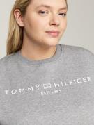 NU 20% KORTING: Tommy Hilfiger Curve Sweatshirt CRV MDRN REG CORP LOGO...