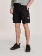 NU 20% KORTING: Calvin Klein Cargoshort CARGO SHORT met logopatch