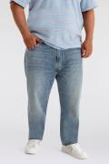 NU 20% KORTING: Levi's® Plus Tapered jeans 502 TAPER B&T