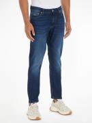 NU 20% KORTING: TOMMY JEANS Regular fit jeans DAD JEAN RGLR TPRD met g...