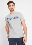 Bench. T-shirt Leandro