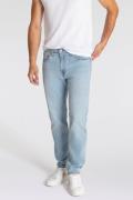 Levi's® Tapered jeans 502 TAPER in een elegante, moderne stijl