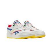 NU 20% KORTING: Reebok Classic Sneakers BB 4000 II