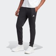 NU 20% KORTING: adidas Sportswear Sportbroek ESSENTIALS TAPERED CUFFED...