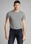 Jack & Jones T-shirt JJEBASIC met smalle pasvorm voor elke dag