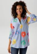 Aniston CASUAL Blouse zonder sluiting gestreept en versierd met kleurr...