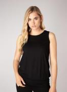 Base Level Shirttop Yasmin 1-knoopsluiting in de nek