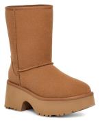 UGG Instaplaarzen CLASSIC SHORT NEW HEIGHTS , plateau laarzen, winterl...