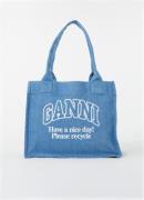 Ganni Easy Large shopper van denim met logoborduring