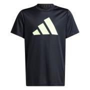 Adidas u tr-es logo t -